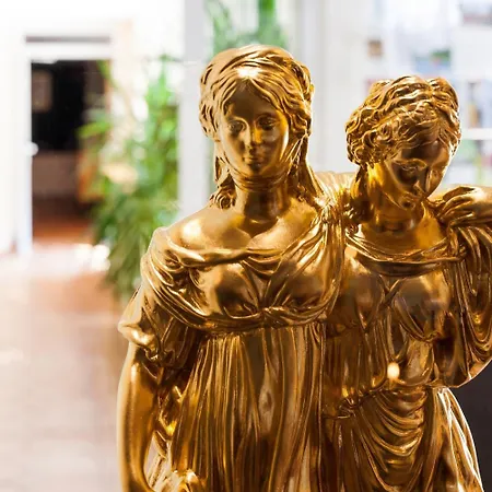 Garni Schlossgarten Hotel Neustrelitz